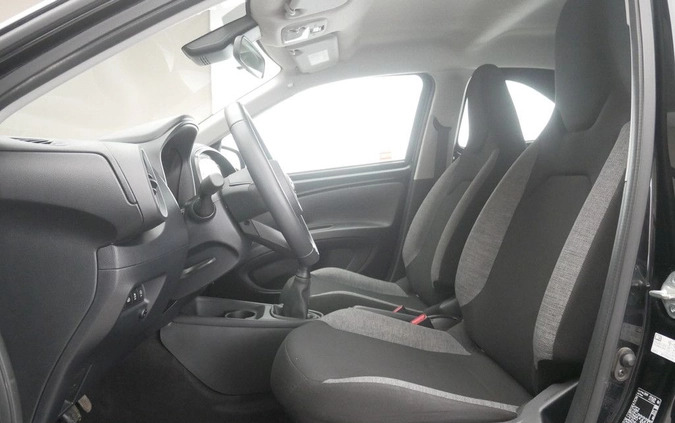 Toyota Aygo X cena 61899 przebieg: 33480, rok produkcji 2022 z Warszawa małe 154
